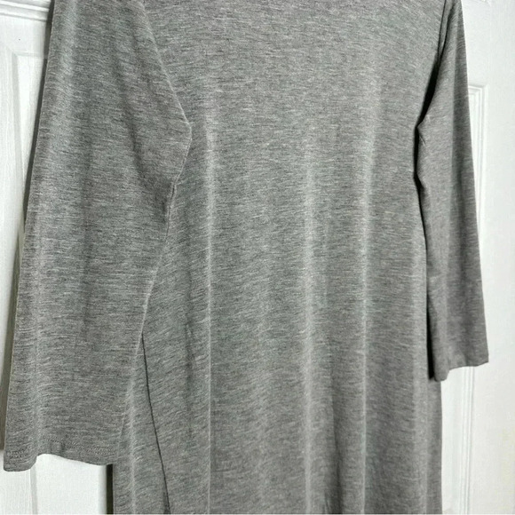 Mrs. Tee Cardigan Grey  Size Large - Picture 14 of 16